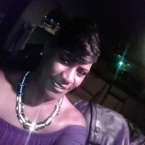 Meet your Posher, Evette